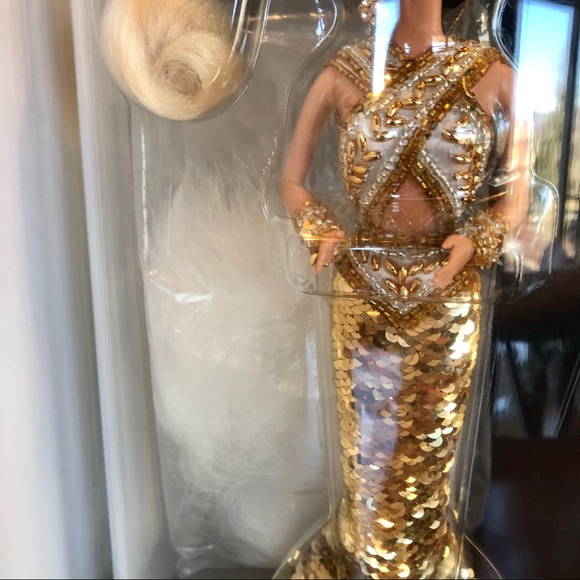 Bob Mackie Gold Barbie Doll NRFB - Picture 7 of 9